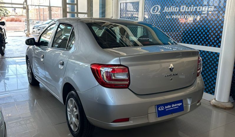 Renault Logan II 1.6 8V Authentique Plus lleno